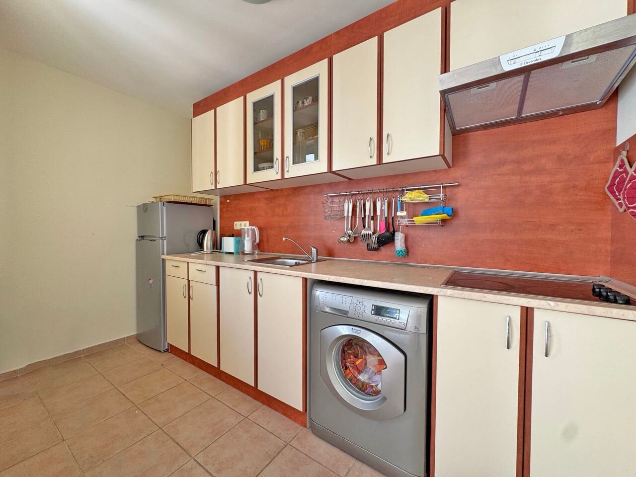 Apartament z jedną sypialnią z widokiem na morze i basen w prestiżowym kompleksie w Sveti Vlas