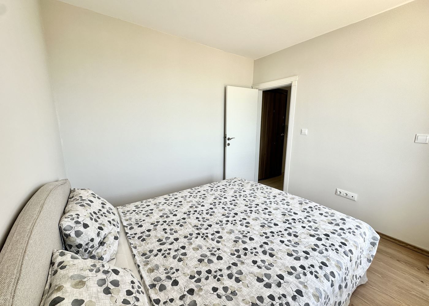 Apartament z jedną sypialnią w pierwszej linii z panoramicznym widokiem na morze w Nessebarze