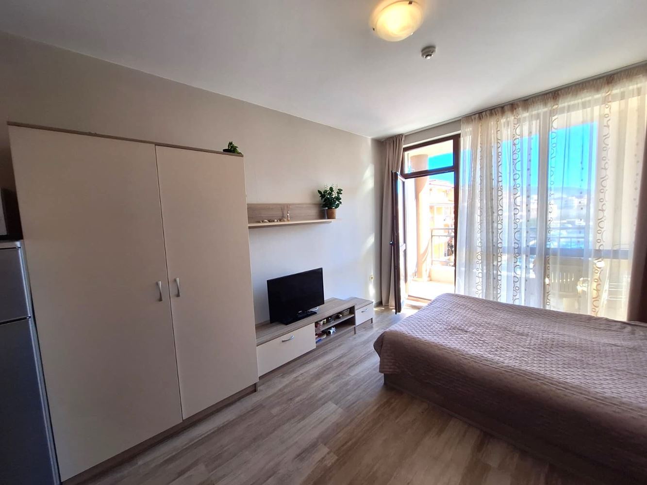 Przytulne studio 200 m od plaży w Sveti Vlas – w pełni umeblowane i gotowe do zamieszkania