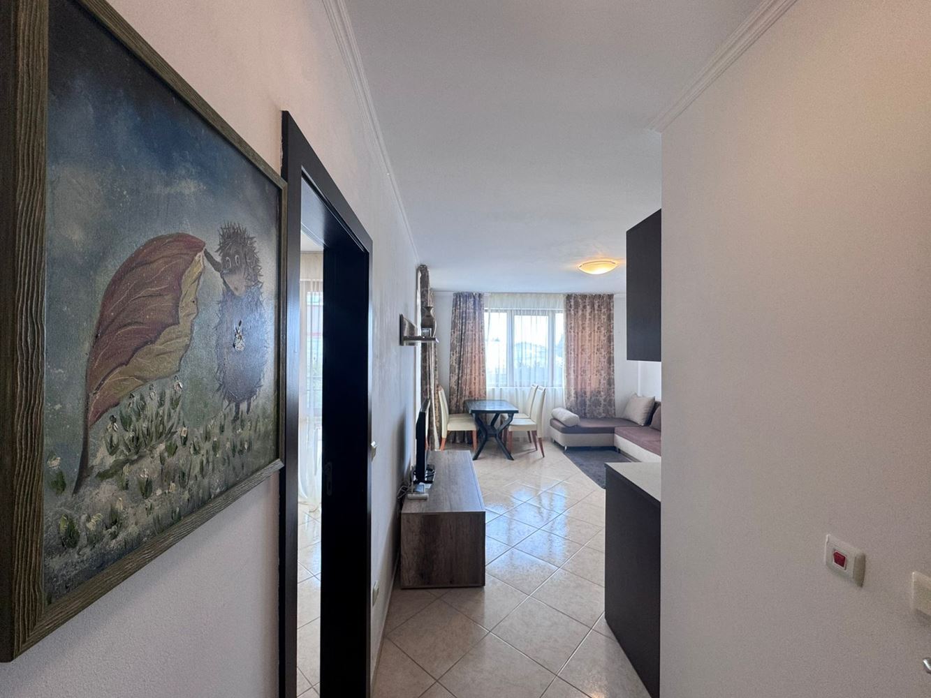 Apartament z jedną sypialnią w zamkniętym kompleksie w Aheloju – w pełni umeblowany i gotowy do zamieszkania