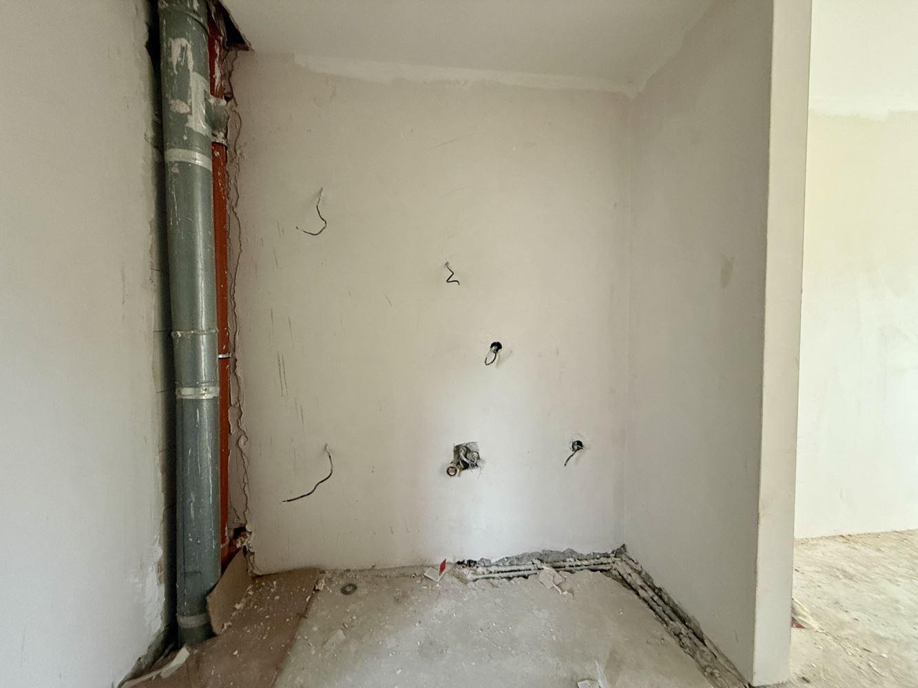  Przestronne studio z widokiem na morze w Sveti Vlas – gotowe do wykończenia według Twojego gustu