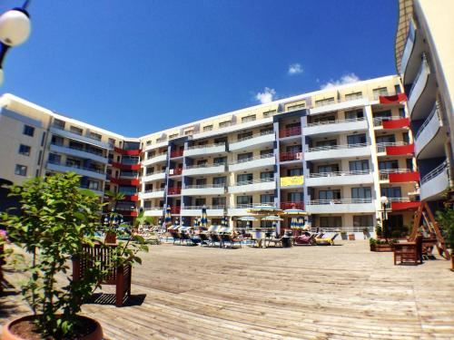  Przestronny apartament z jedną sypialnią w topowej lokalizacji w sercu Słonecznego Brzegu