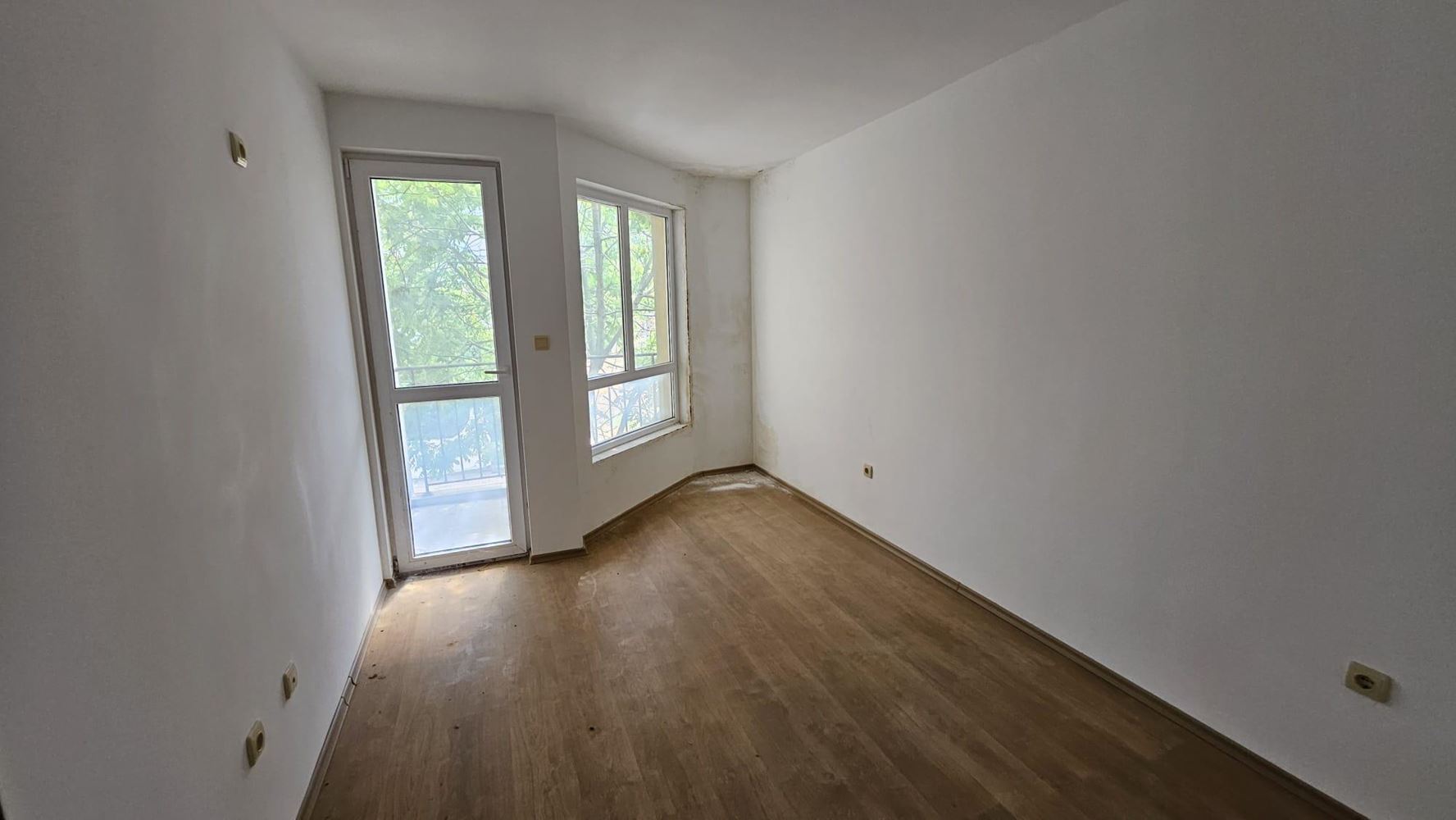 Apartament z jedną sypialnią i widokiem na morze w Achtopolu – tylko 50 metrów od plaży, bez opłaty za utrzymanie