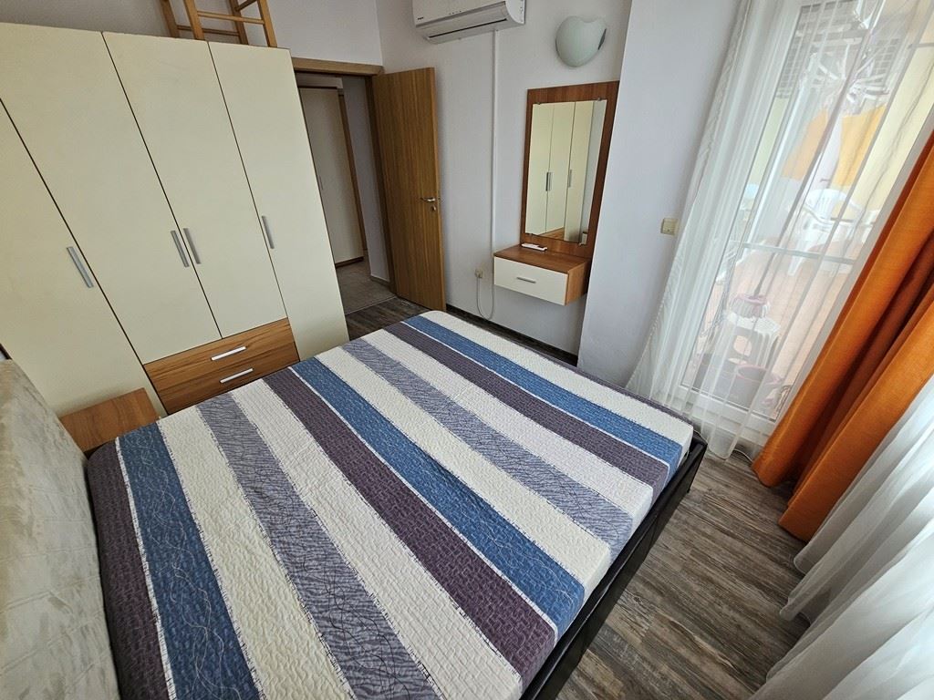 Ekskluzywne 2-pokojowe mieszkanie z panoramicznym widokiem na basen w Słonecznym Brzegu