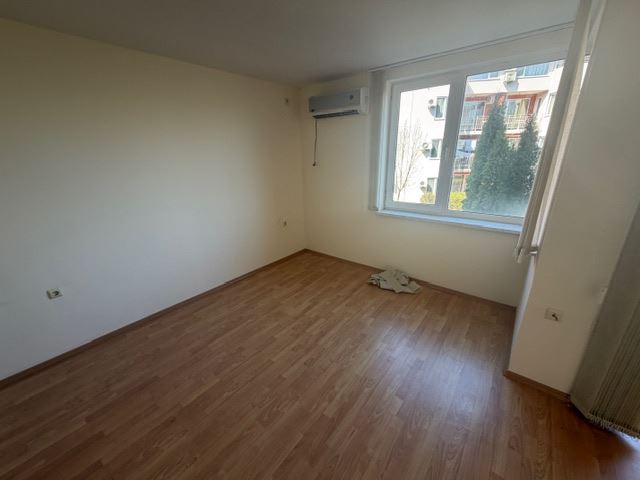 Przestronne mieszkanie z jedną sypialnią w zielonej oazie w Słonecznym Brzegu – idealne na wakacje i inwestycję