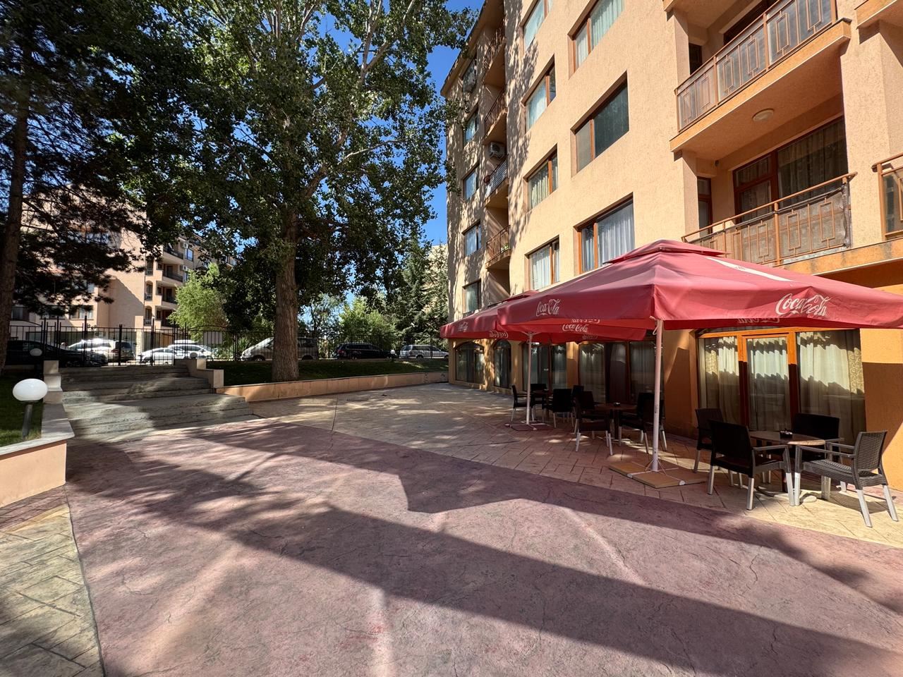 Apartament z jedną sypialnią i widokiem na basen – tylko 300 m od morza w Słonecznym Brzegu