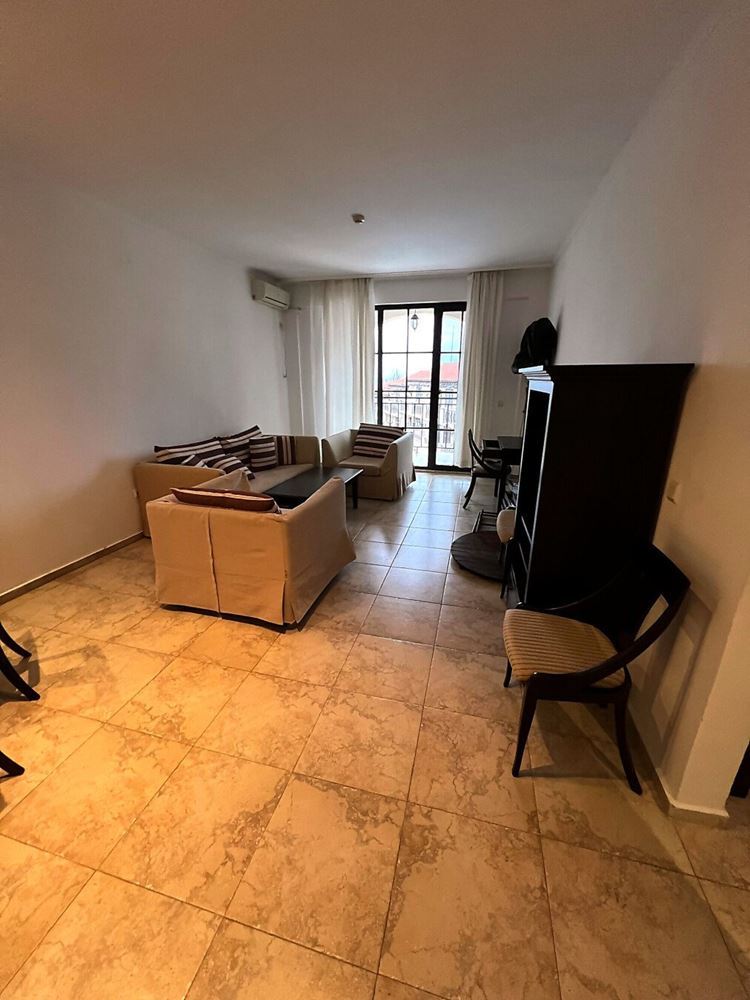 Wyjątkowy apartament z dwiema sypialniami, panoramicznym widokiem na morze i basen, w pierwszej linii brzegowej w Obzorze