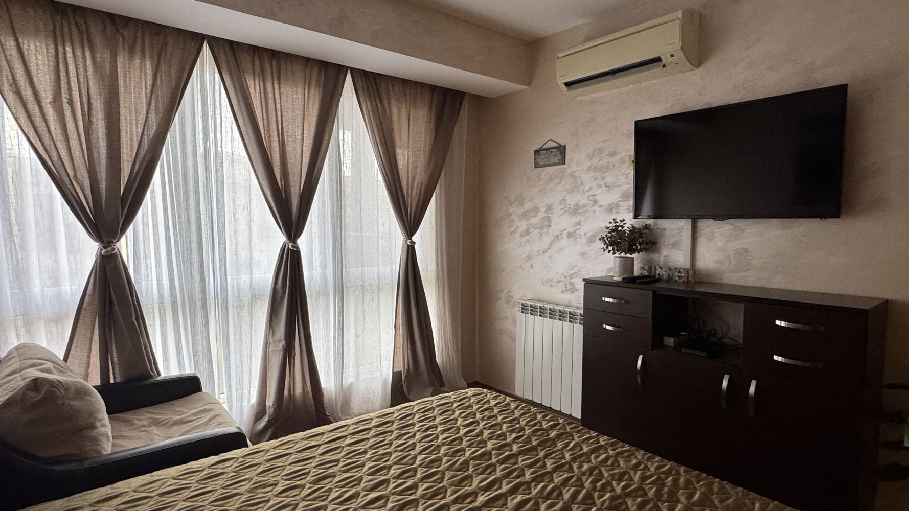 Apartament z jedną sypialnią w Starym Mieście w Pomorie – bez opłaty za utrzymanie, doskonała nieruchomość w malowniczej okolicy