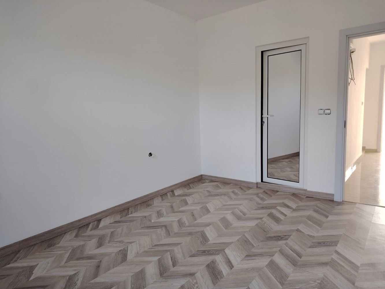 Nowe mieszkanie z dwiema sypialniami bez opłat za utrzymanie – po remoncie, w „Czarny Morze 1”, Nesebyr