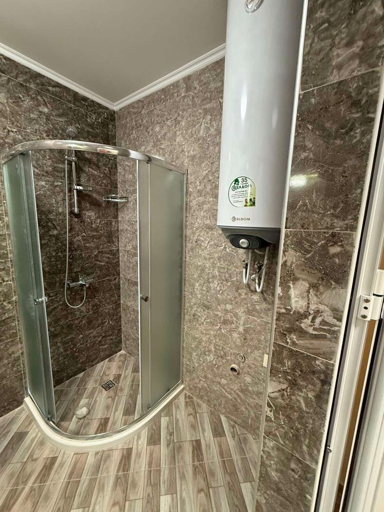Nowy apartament z jedną sypialnią w Pomorie bez opłaty eksploatacyjnej – gotowy do zamieszkania