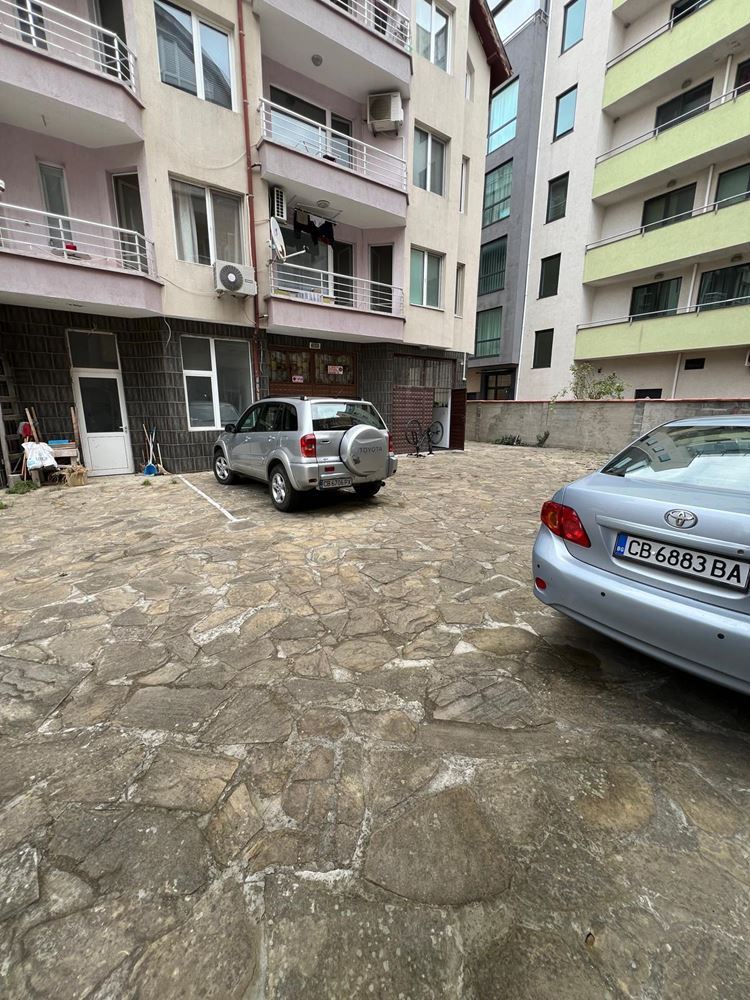 Wyjątkowe mieszkanie dwupokojowe w samym centrum Pomorie – zaledwie 100 metrów od plaży!