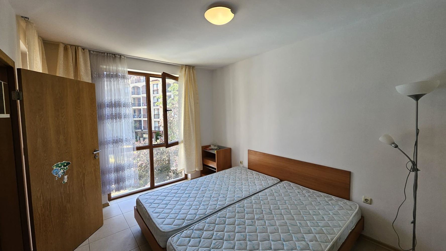 Apartament w kompleksie w Słonecznym Brzegu z basenem, restauracją i niską opłatą za utrzymanie