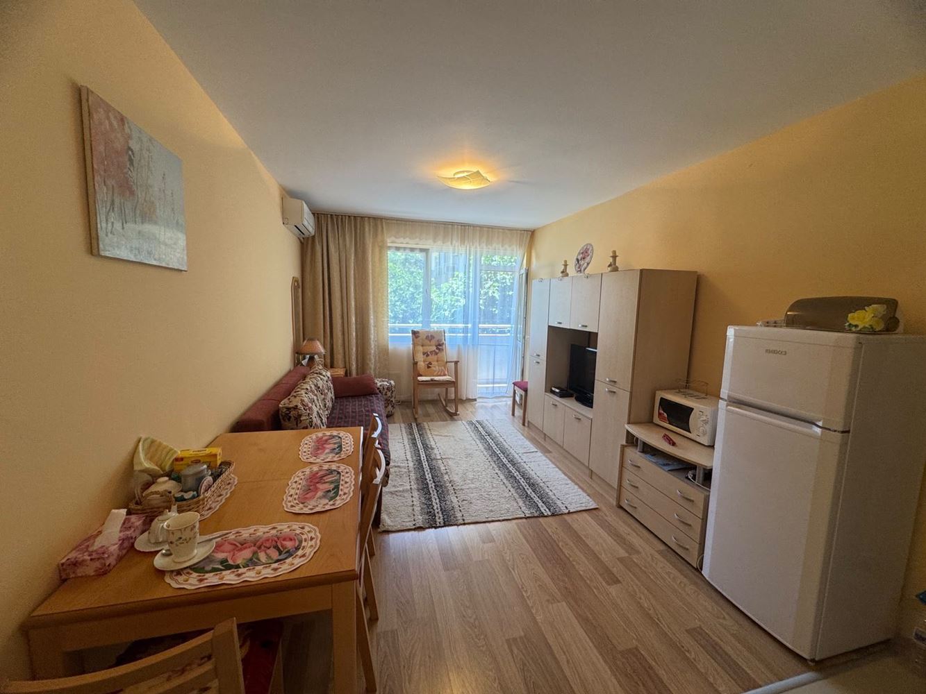 Apartament z jedną sypialnią na Starym Mieście w Pomorie – w pełni umeblowany, w budynku mieszkalnym i gotowy do zamieszkania