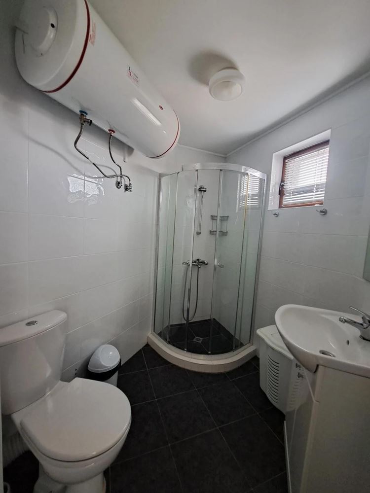 Słoneczne mieszkanie z jedną sypialnią w Rawdzie – doskonała inwestycja i komfort tylko 10 minut od plaży