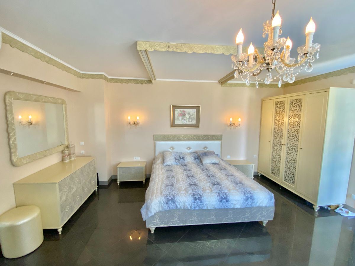 Unikalny apartament dwupoziomowy w kompleksie klasy premium w mieście Nesebyr