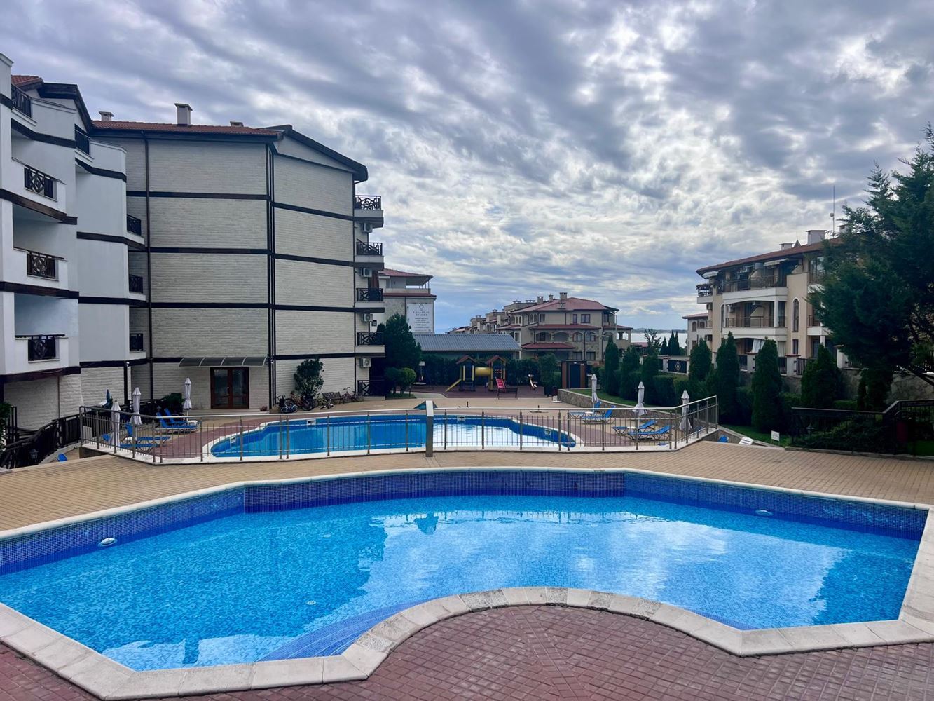 Studio z designerskim remontem w Świętym Własie – zaledwie 200 m od morza