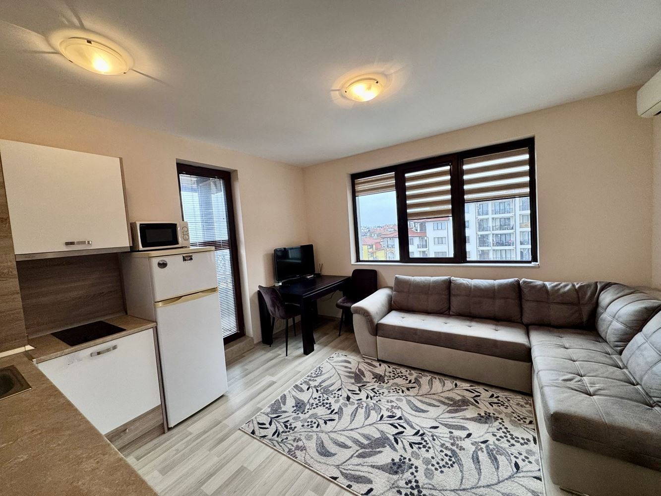 Apartament z jedną sypialnią i panoramicznym widokiem na morze w Nesebyrze – tylko 200 m od plaży, doskonała inwestycja i dom nad morzem
