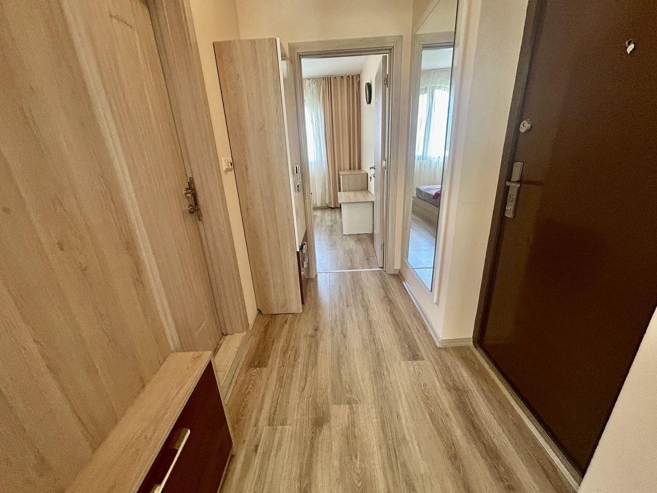Komfortowy apartament z jedną sypialnią z bezpośrednim wyjściem do basenu w Nesebyrze – wyjątkowo wygodna oferta
