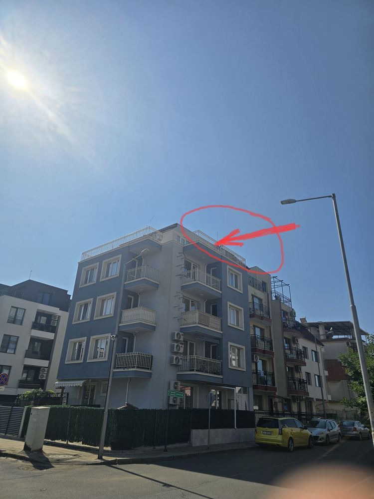 Studio z ogromnym panoramicznym tarasem i pięknym widokiem w Nesebyrze, dzielnica Cherno More 2 – bez opłaty za utrzymanie