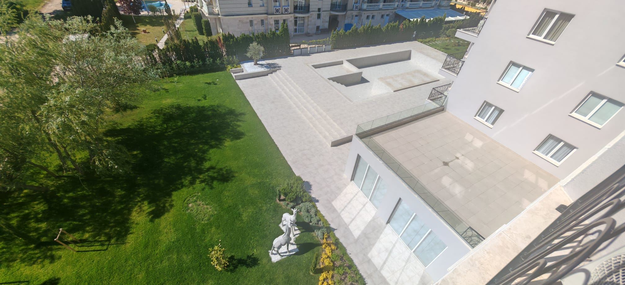 Luksusowe studio z widokiem na basen w nowym kompleksie w Słonecznym Brzegu – gotowe do zamieszkania