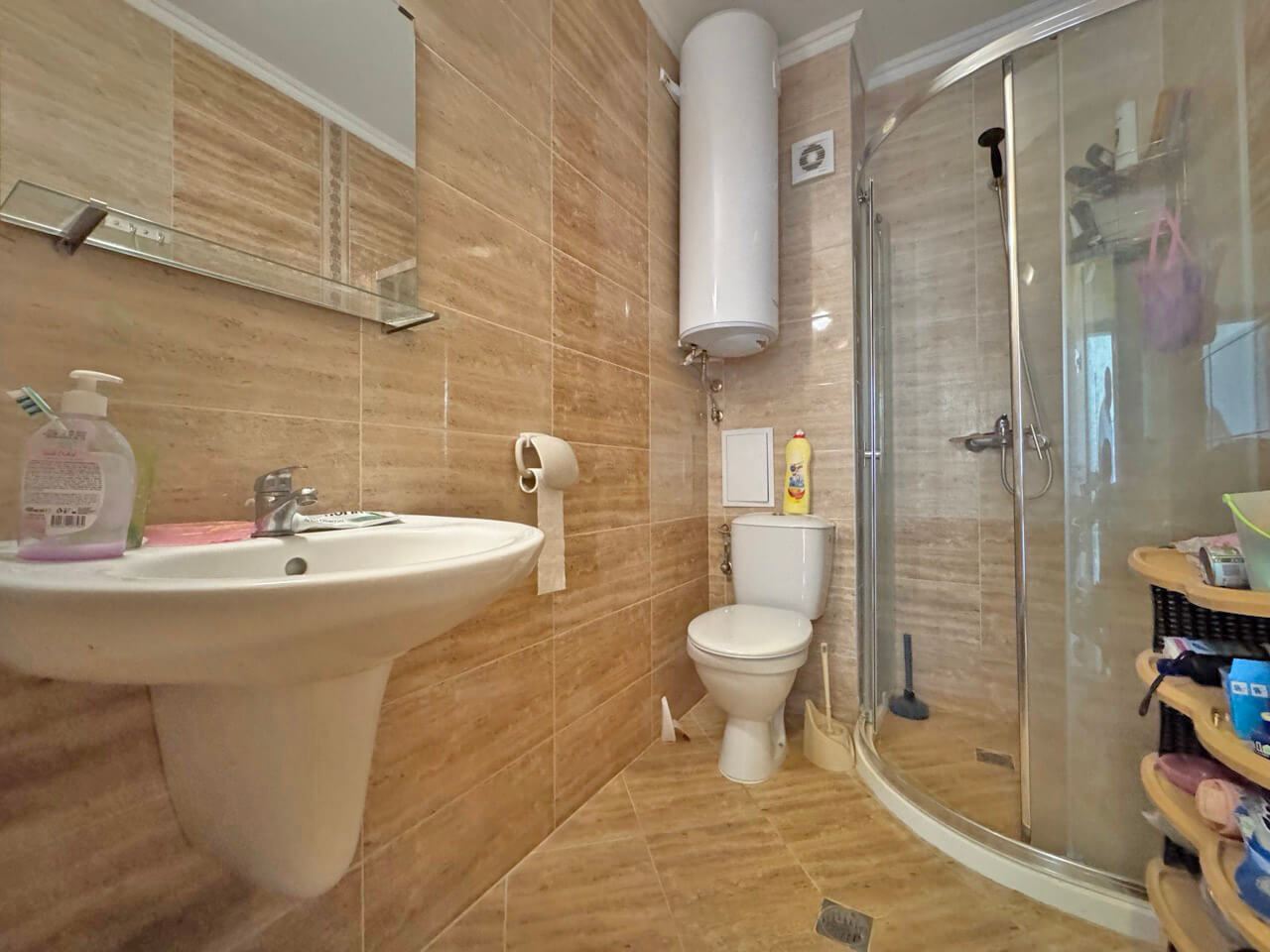 Apartament z dwiema sypialniami z widokiem na basen w nowoczesnym kompleksie w Słonecznym Brzegu