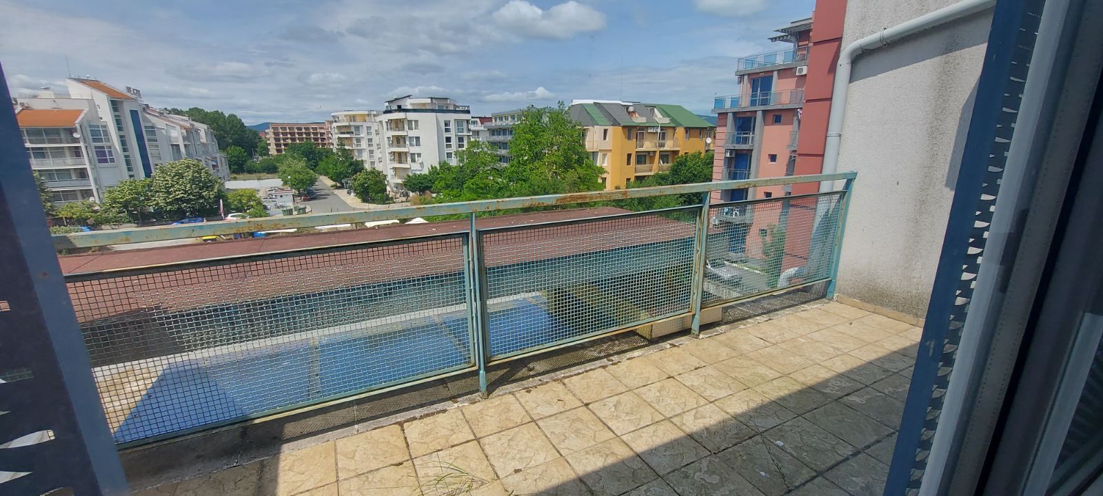 Przestronne umeblowane studio w nowoczesnym kompleksie 300 metrów od morza w Słonecznym Brzegu