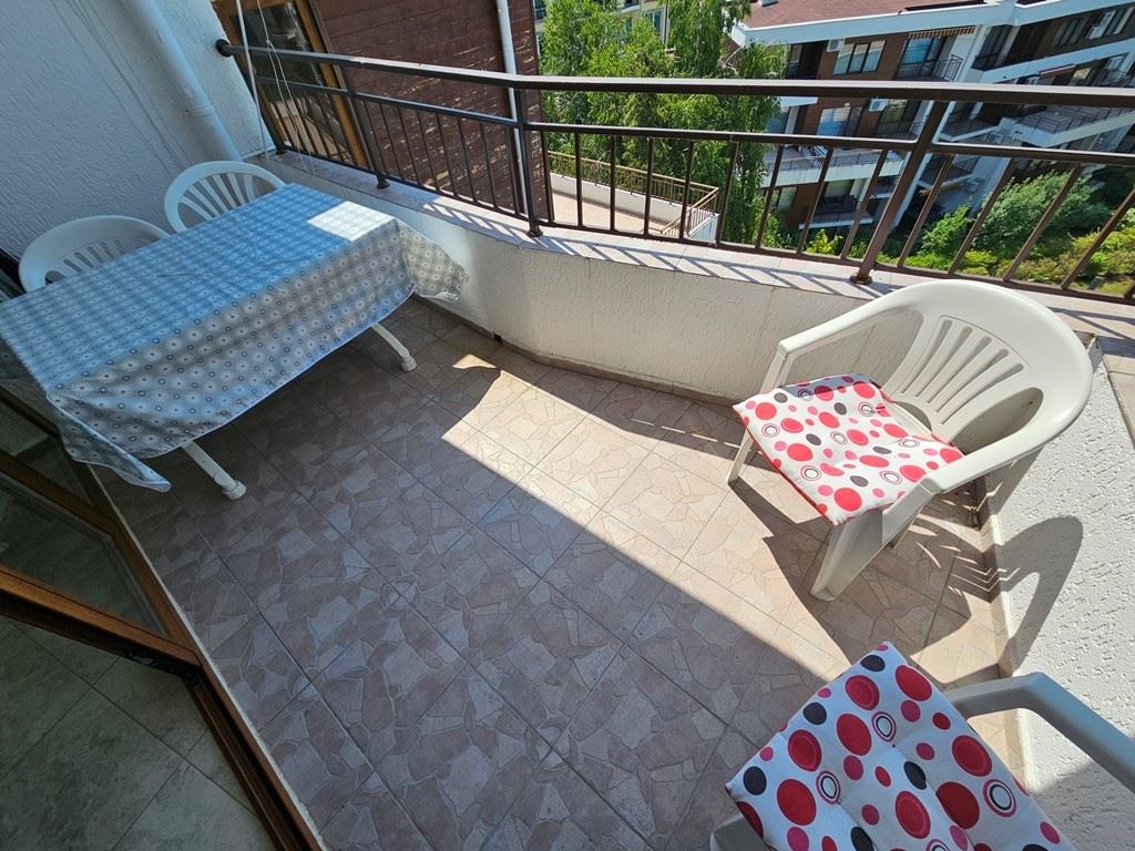 Panoramiczny apartament z dwiema sypialniami kilka metrów od plaży w Elenite z niesamowitym widokiem na zatokę