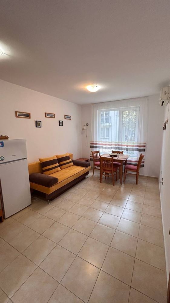 Przestronny apartament z dwiema sypialniami w zamkniętym kompleksie w Słonecznym Brzegu