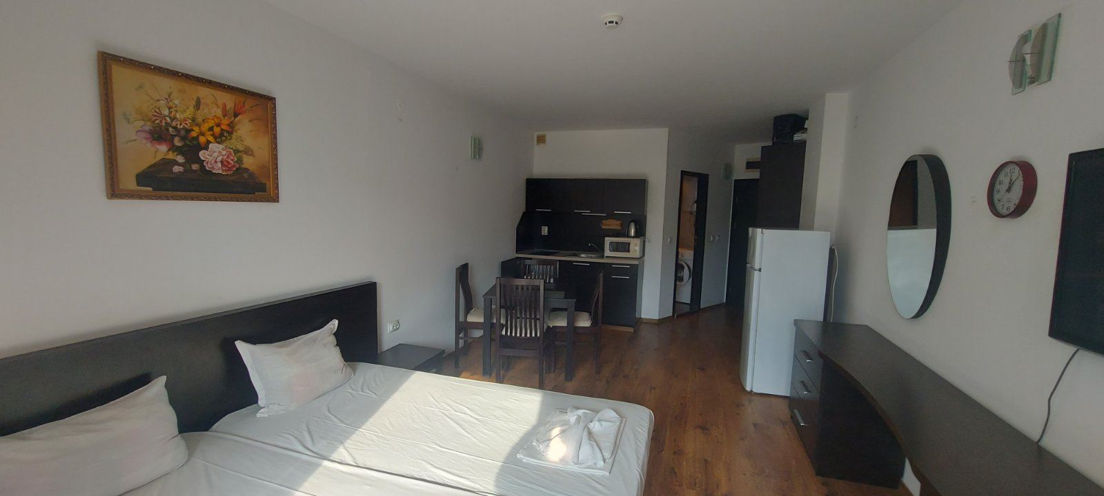 Umeblowane studio w kompleksie z basenem i spa w Sarafowie – 200 metrów od plaży
