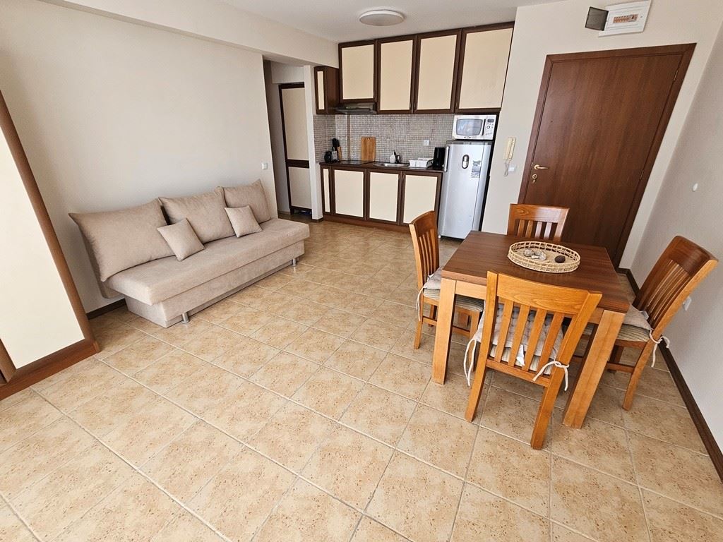 Apartament z jedną sypialnią z panoramicznymi widokami i doskonałą lokalizacją w Słonecznym Brzegu