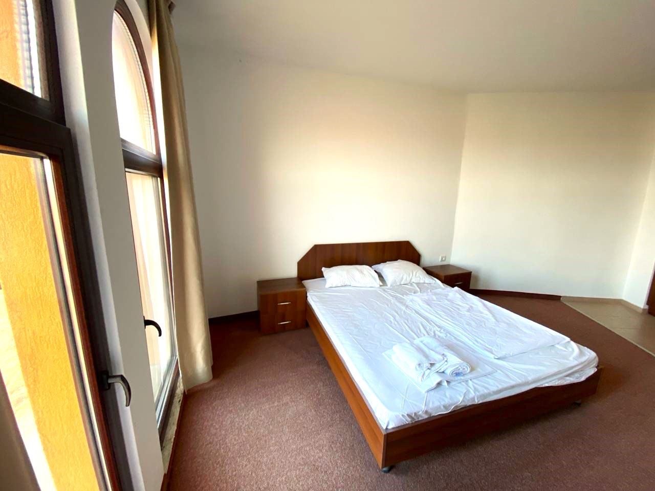 Apartament na pierwszej linii z panoramicznym widokiem na morze i pełną infrastrukturą – Aheloy