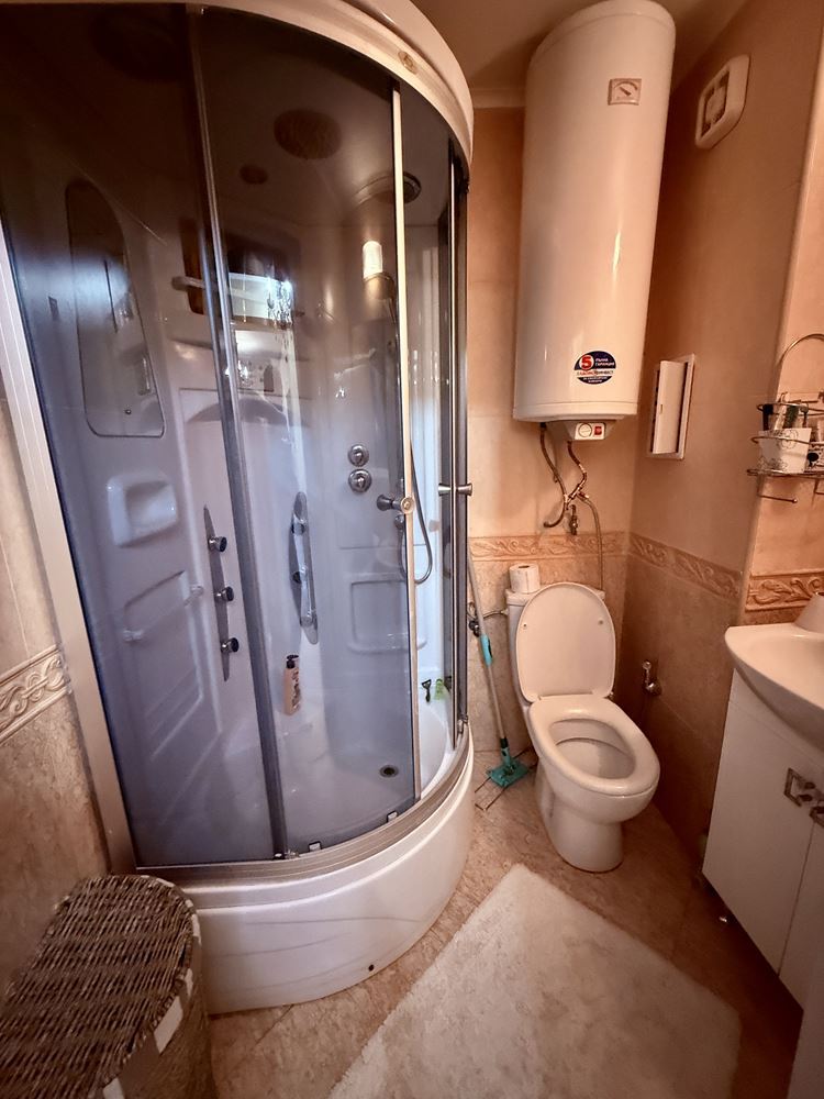 Apartament w pierwszej linii w Sveti Vlas – stylowa nieruchomość przy plaży i marinie jachtowej „Marina Dinevi”