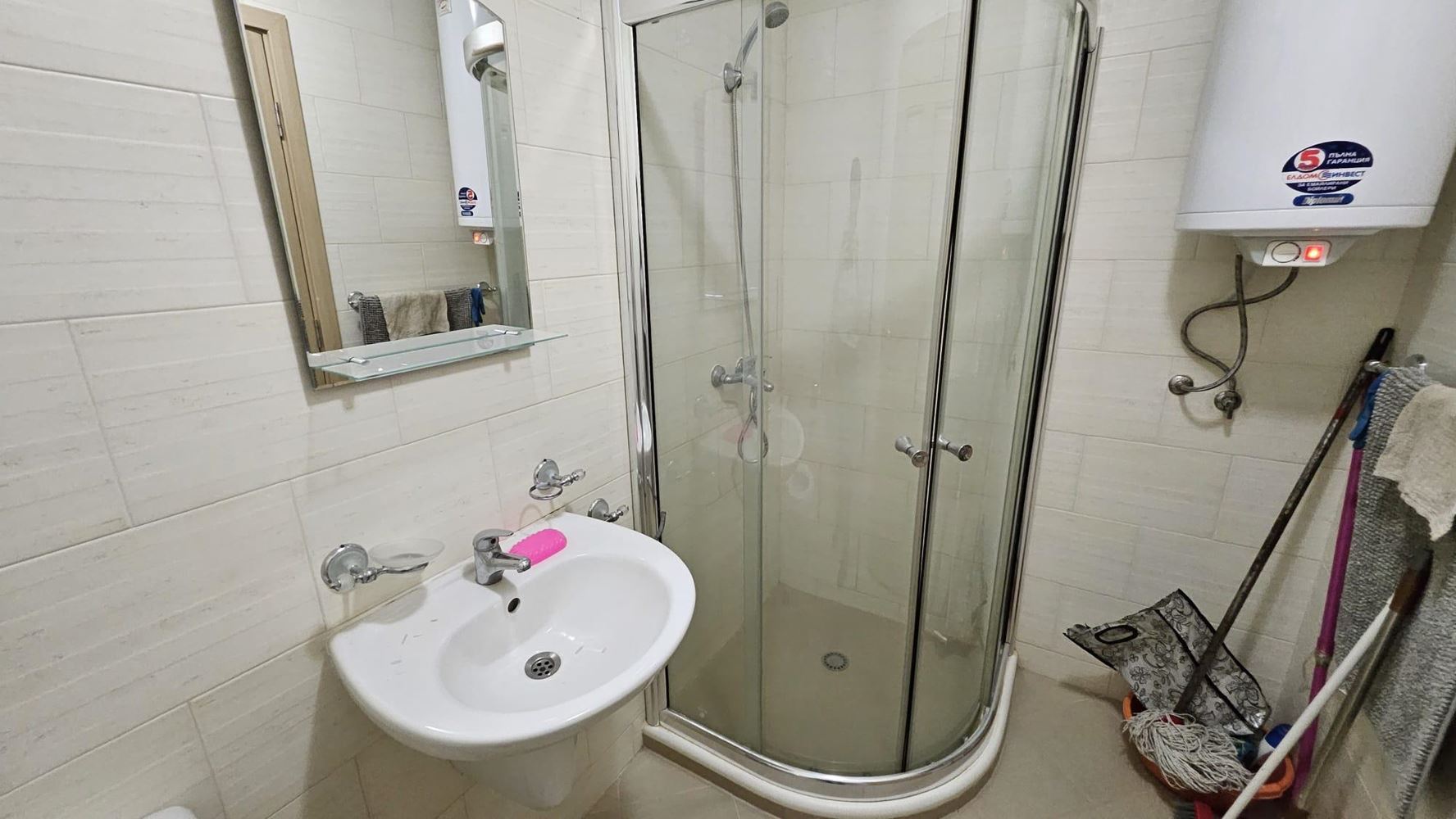 Przestronny apartament z jedną sypialnią z widokiem na basen w nowoczesnym kompleksie w Słonecznym Brzegu
