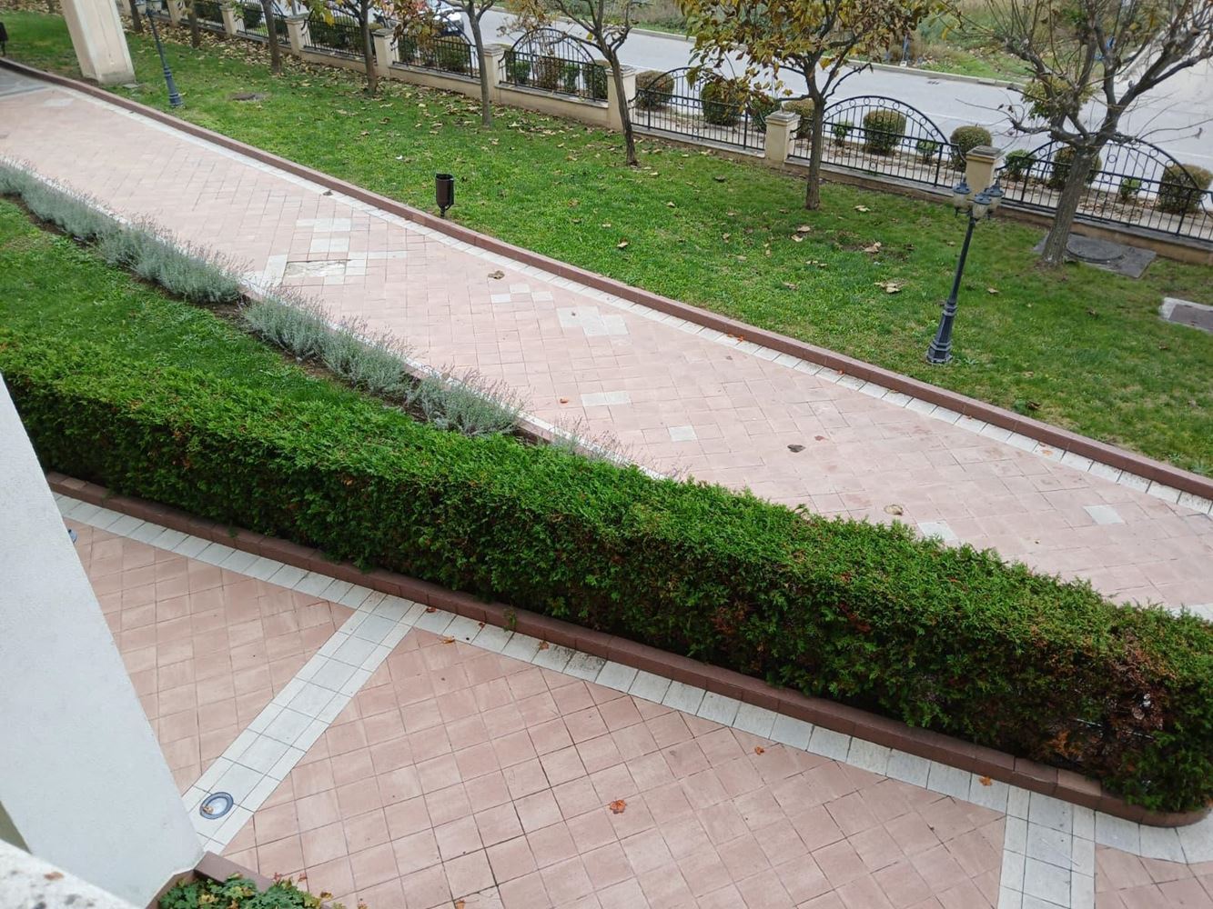Atrakcyjny apartament z jedną sypialnią przy samej plaży w Pomorie – komfort, baseny i strefa SPA