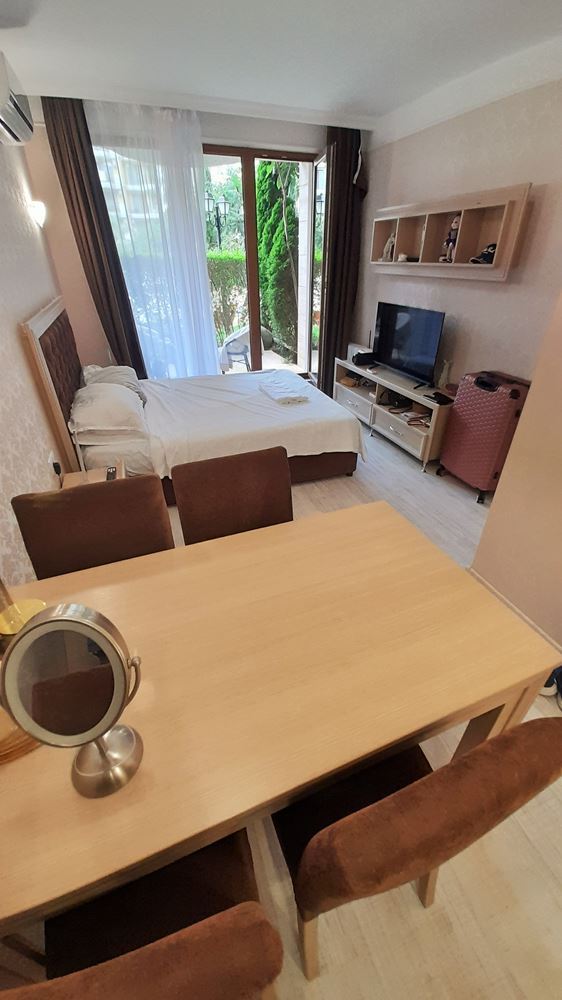 Luksusowe studio na parterze w prestiżowym kompleksie w Słonecznym Brzegu – komfort, udogodnienia i doskonała inwestycja