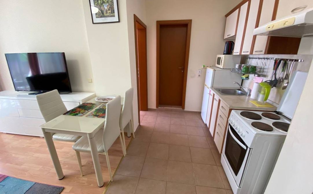 Przestronny apartament z jedną sypialnią w nowoczesnym kompleksie w Słonecznym Brzegu – komfort, zieleń i udogodnienia dla mieszkańców