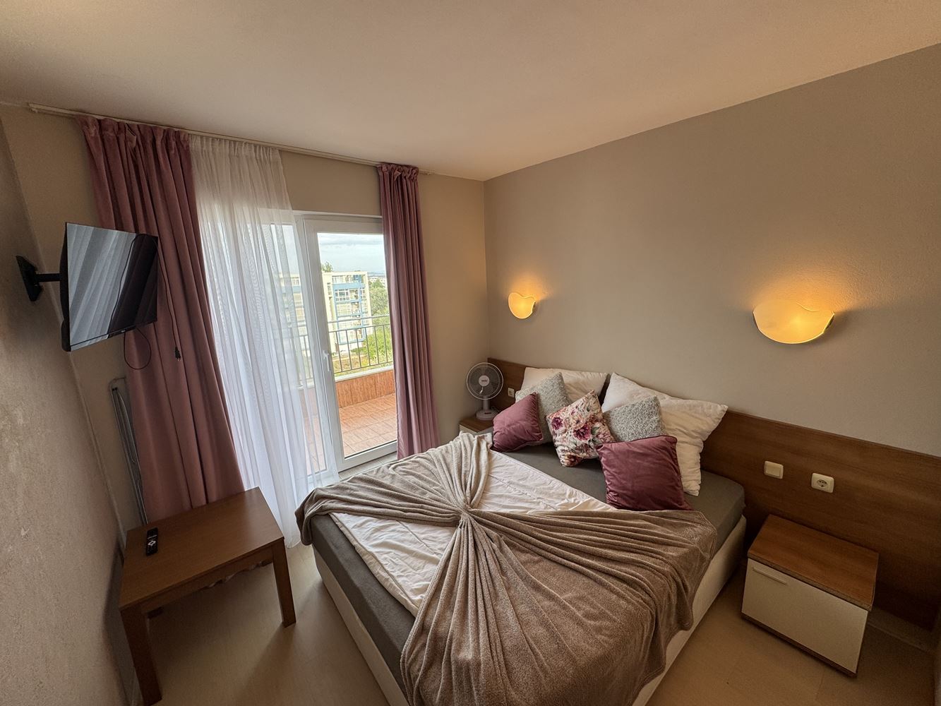 Apartament z jedną sypialnią i panoramicznym widokiem w sercu Słonecznego Brzegu