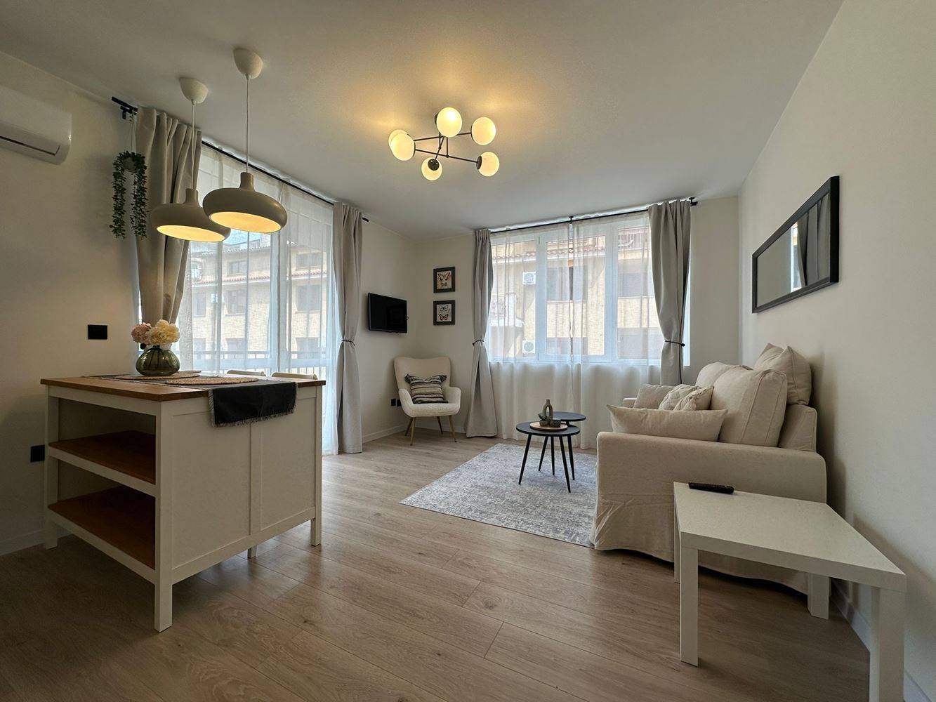 Luksusowo umeblowany apartament z jedną sypialnią bez opłaty za utrzymanie w Słonecznym Brzegu