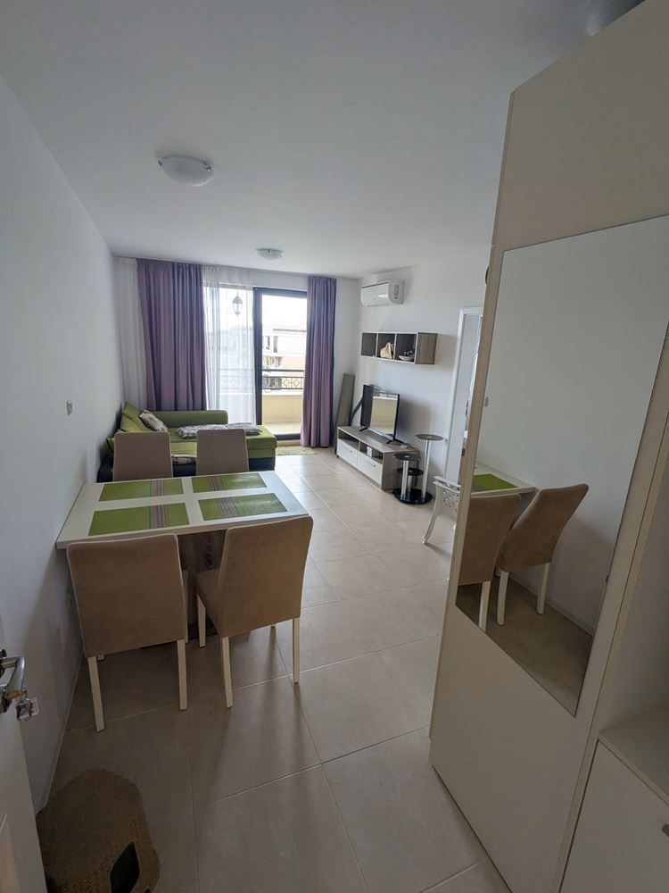 Apartament z jedną sypialnią z częściowym widokiem na morze w luksusowym kompleksie z własną infrastrukturą w Sozopolu