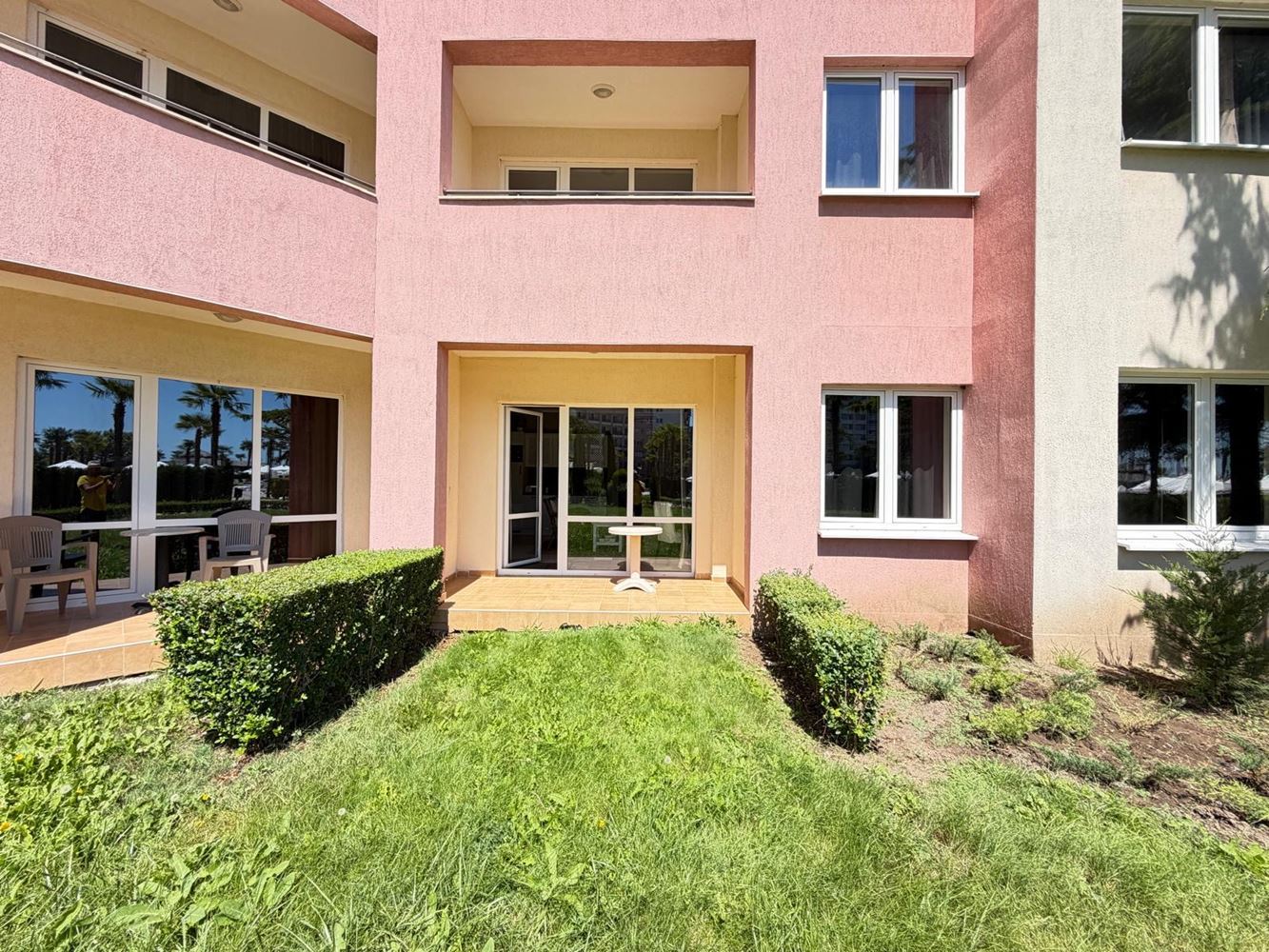 Apartament z jedną sypialnią z bezpośrednim wyjściem do basenu w Słonecznym Brzegu – luksus, przestrzeń i najwyższej klasy udogodnienia