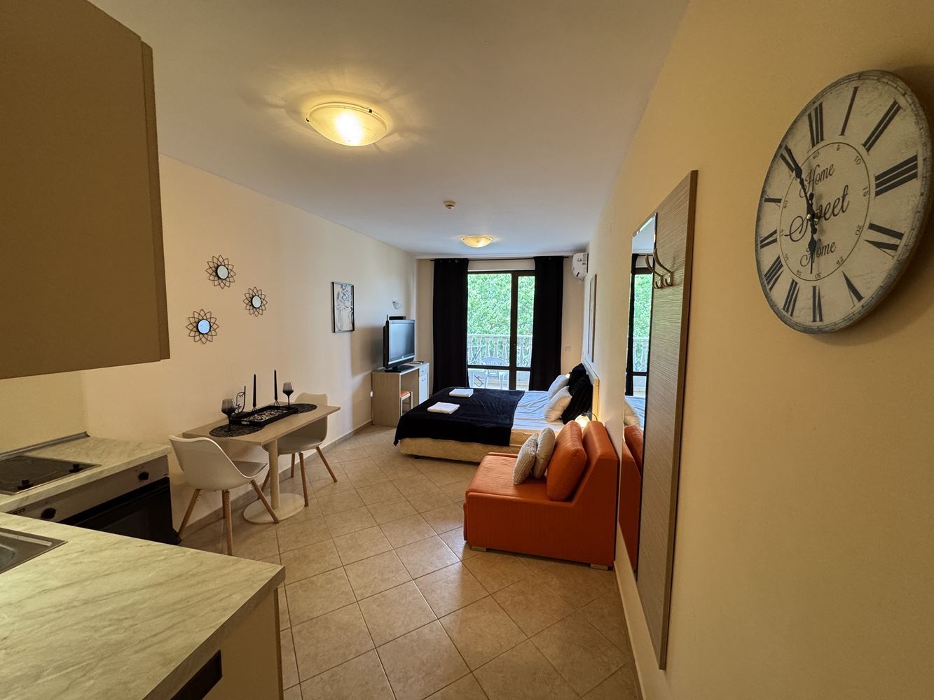 Studio w sercu Słonecznego Brzegu – 400 m od plaży i z doskonałą infrastrukturą kurortową