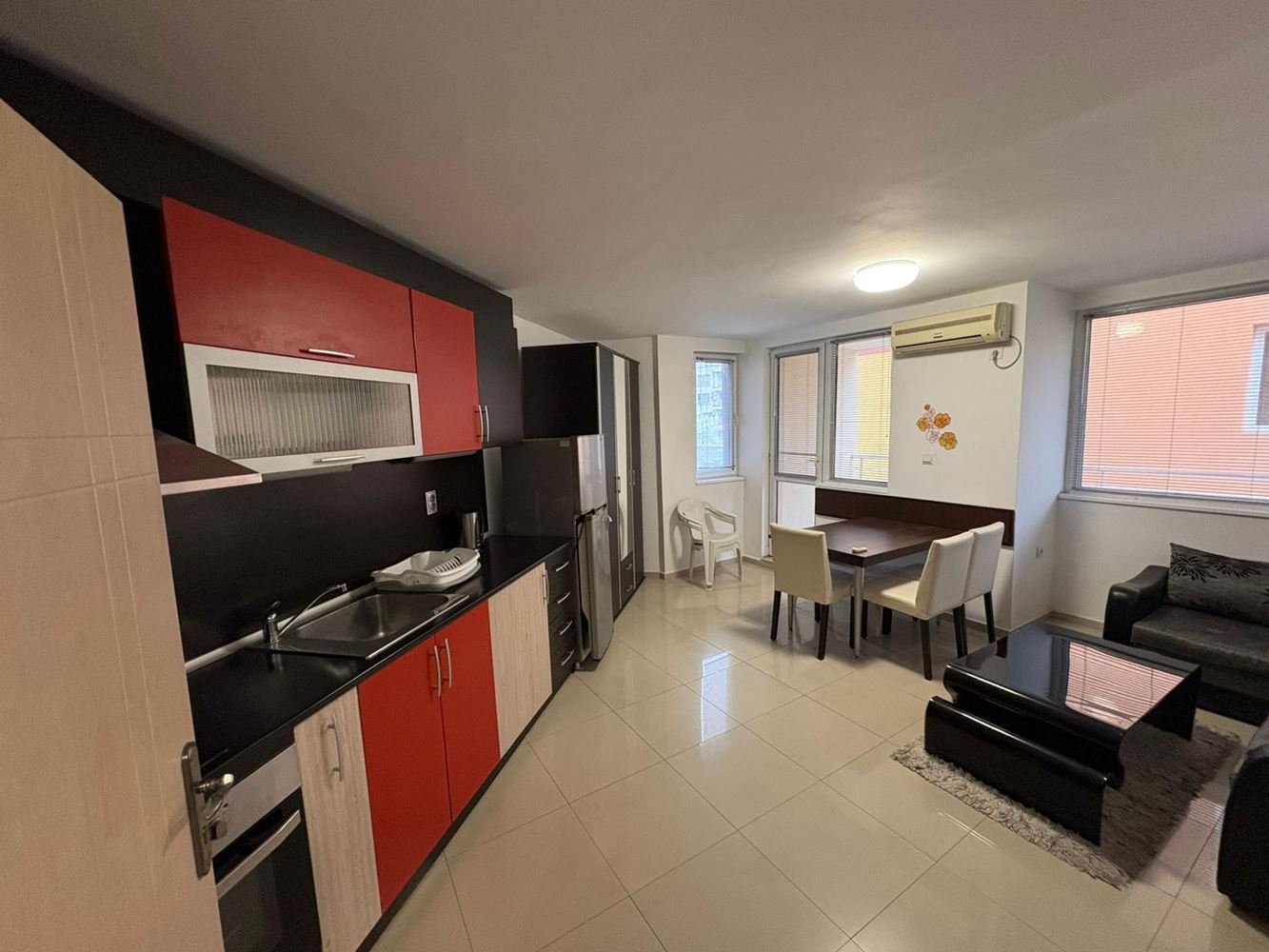 Dwupokojowe mieszkanie w Pomorie – doskonała lokalizacja 400 m od morza i centrum