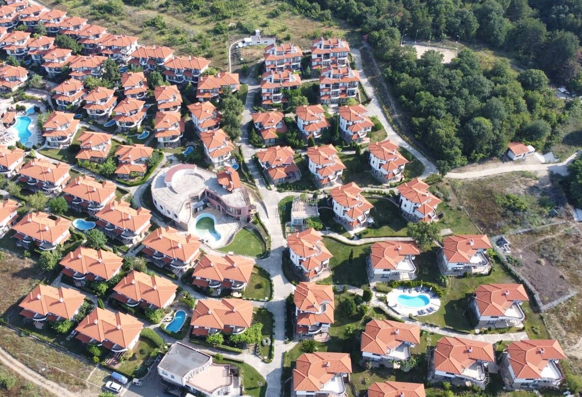  Apartament z jedną sypialnią z ogrodem i werandą w eko-kompleksie przy Słonecznym Brzegu