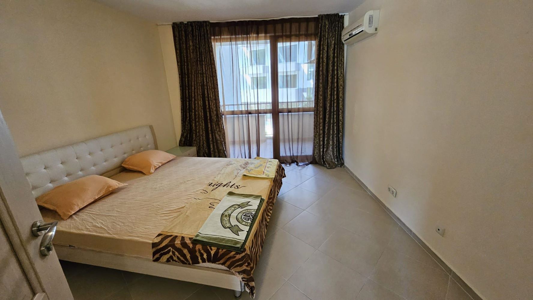 Przestronny apartament z dwiema sypialniami z doskonałym potencjałem w Słonecznym Brzegu – 110 m² komfortu i funkcjonalności
