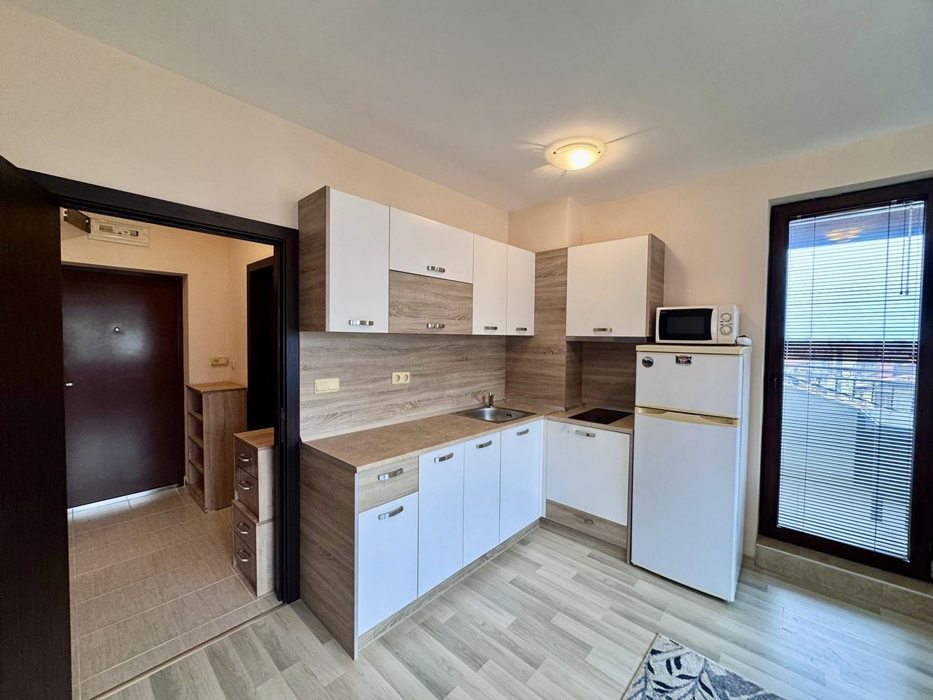 Apartament z jedną sypialnią i panoramicznym widokiem na morze w Nesebyrze – tylko 200 m od plaży, doskonała inwestycja i dom nad morzem