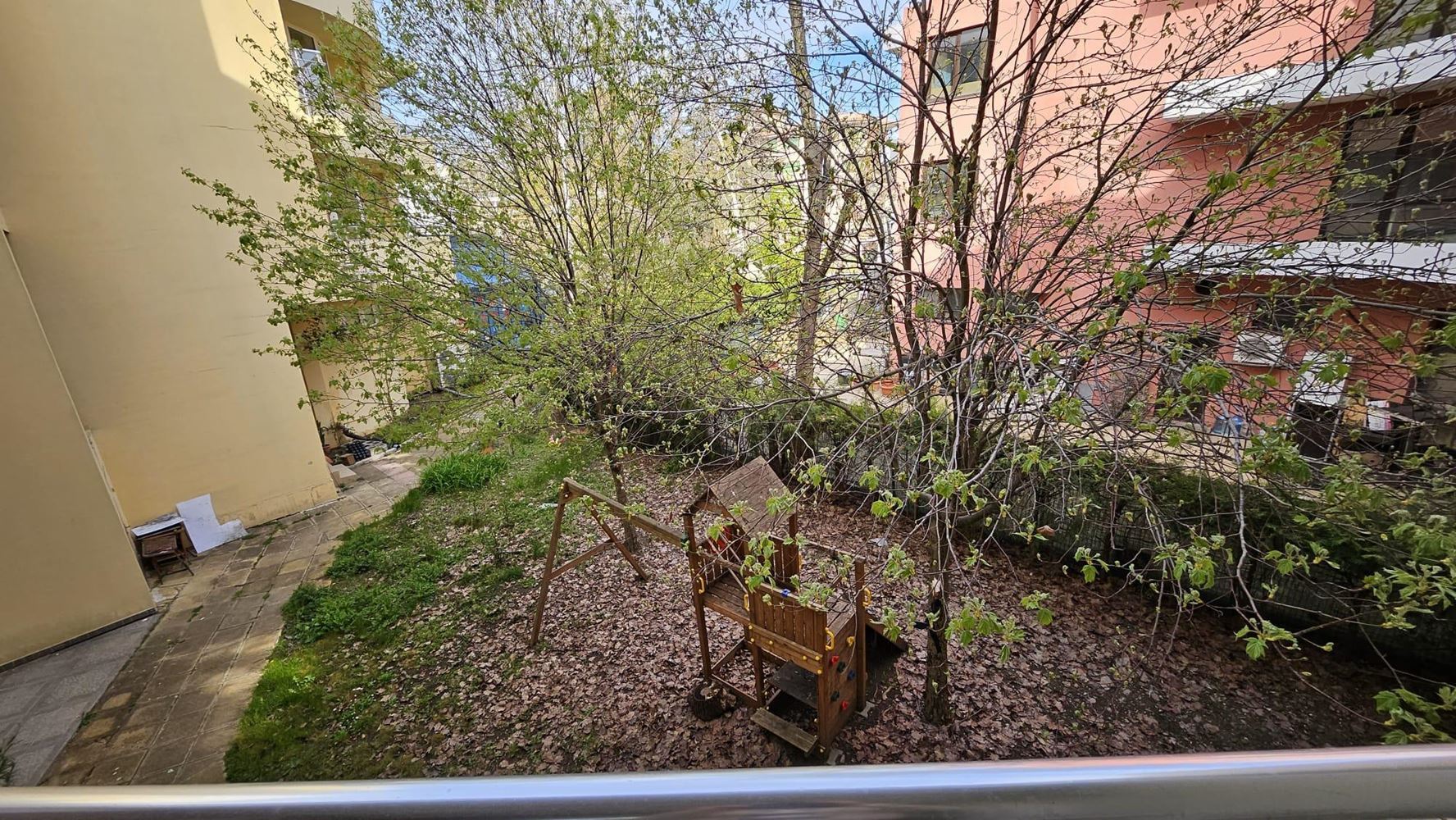 Przestronna kawalerka w Słonecznym Brzegu – doskonała inwestycja w sercu kurortu