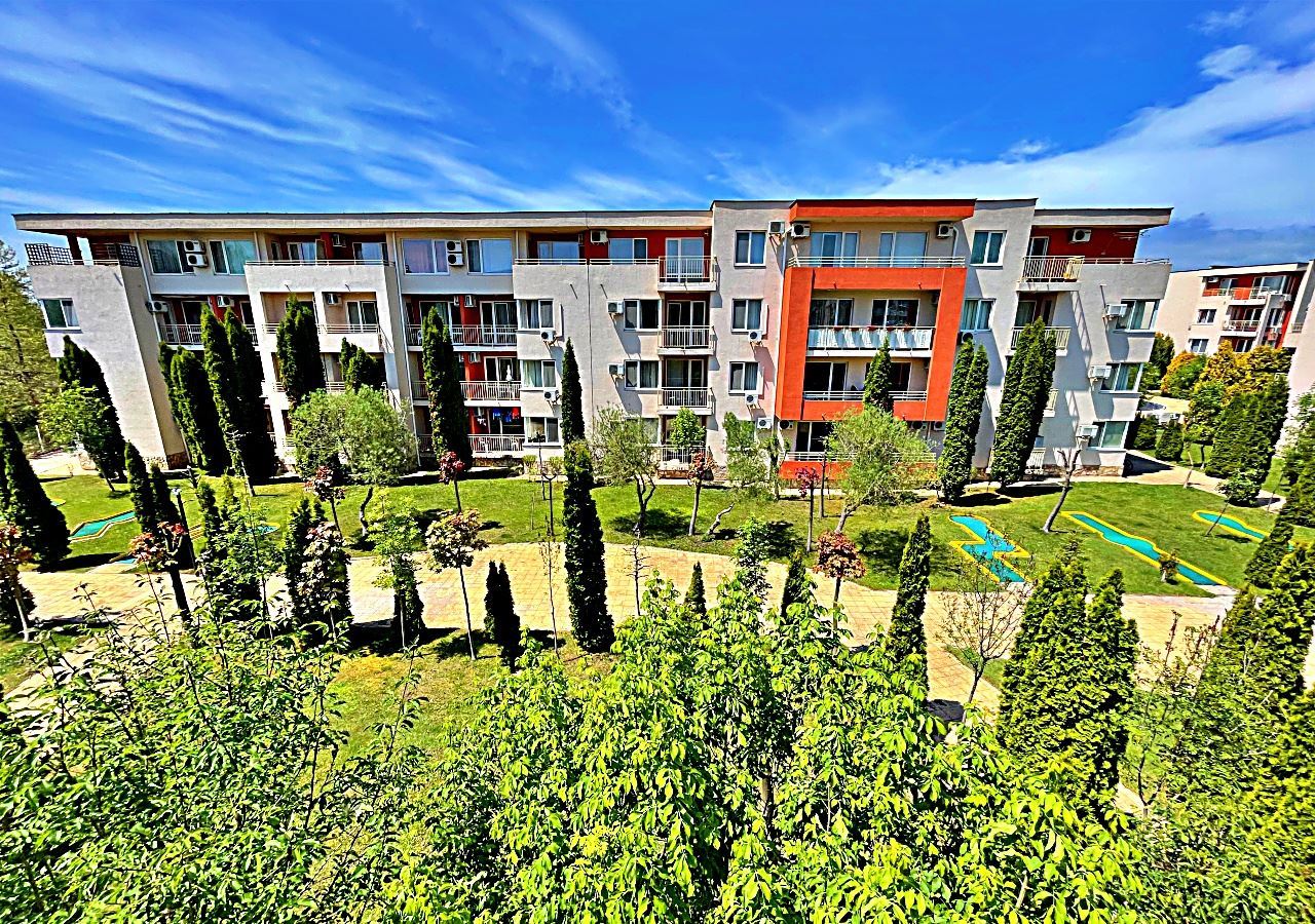 Przestronne mieszkanie z jedną sypialnią w zielonej oazie w Słonecznym Brzegu – idealne na wakacje i inwestycję