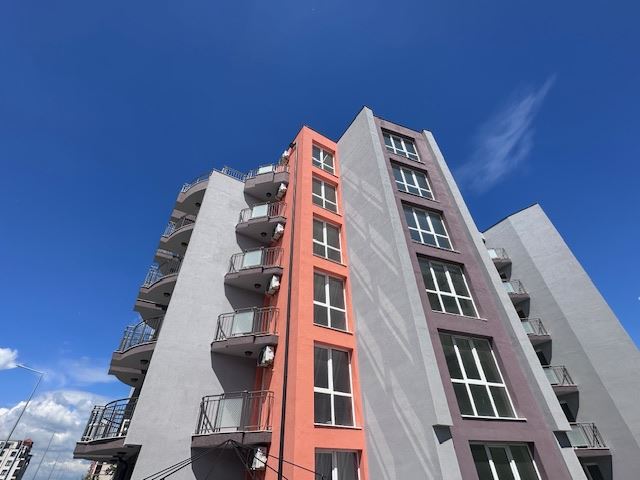 Nowe budownictwo w Słonecznym Brzegu - duży apartament z dwiema sypialniami bez miesięcznych opłat!