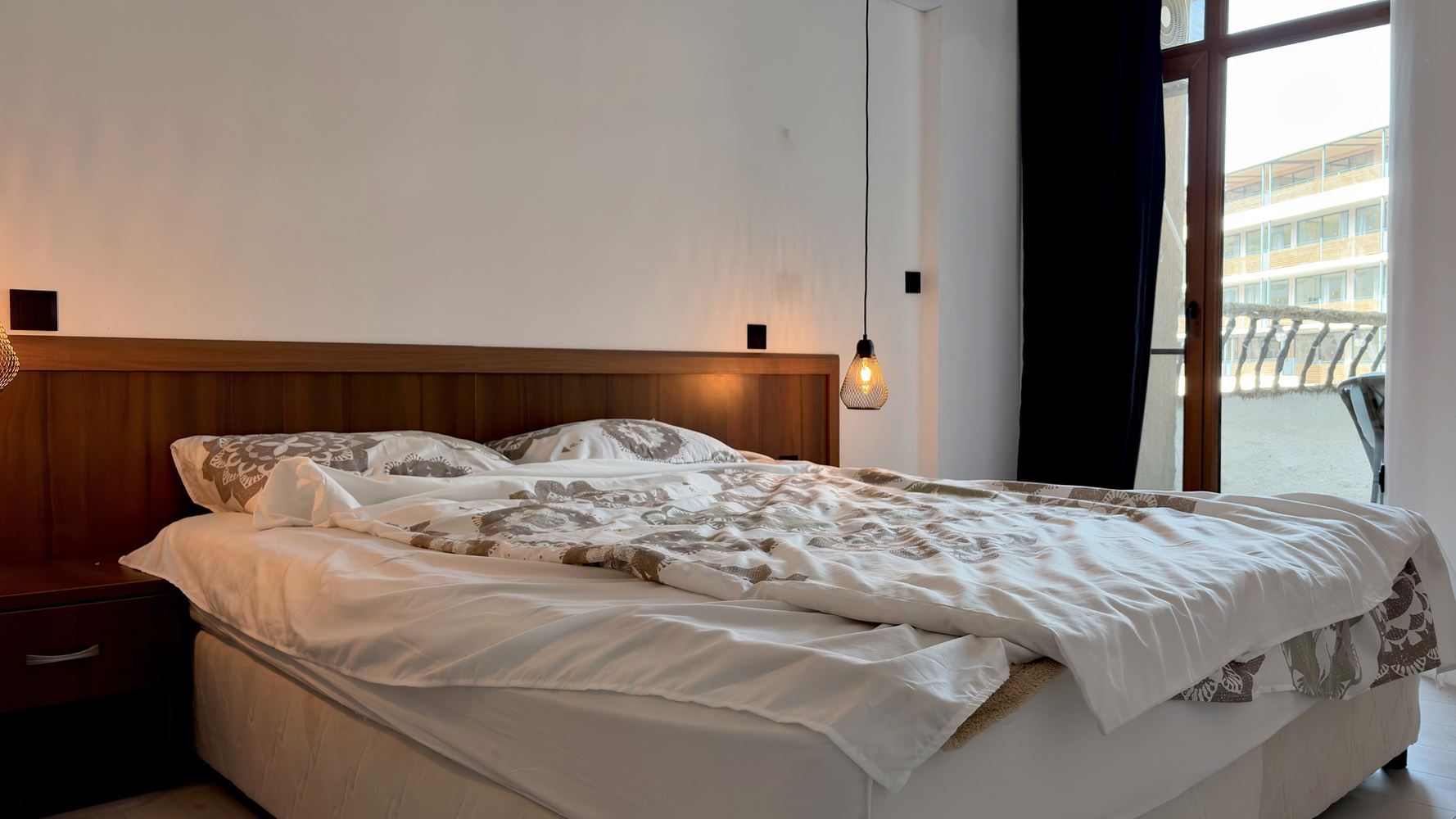 Stylowy apartament z jedną sypialnią 100 metrów od plaży w Słonecznym Brzegu – komfort, luksus i doskonała lokalizacja