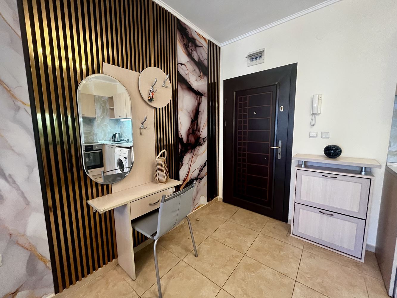 Przestronny apartament z dwiema sypialniami w Nesebyrze – w pełni umeblowany i gotowy do zamieszkania